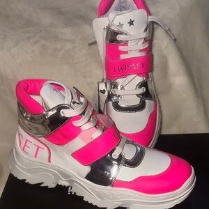 💗Twin-set high tops pink and white NWT